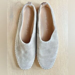 Band of the Free Surry Flat Mule Tan Suede New Without Tags